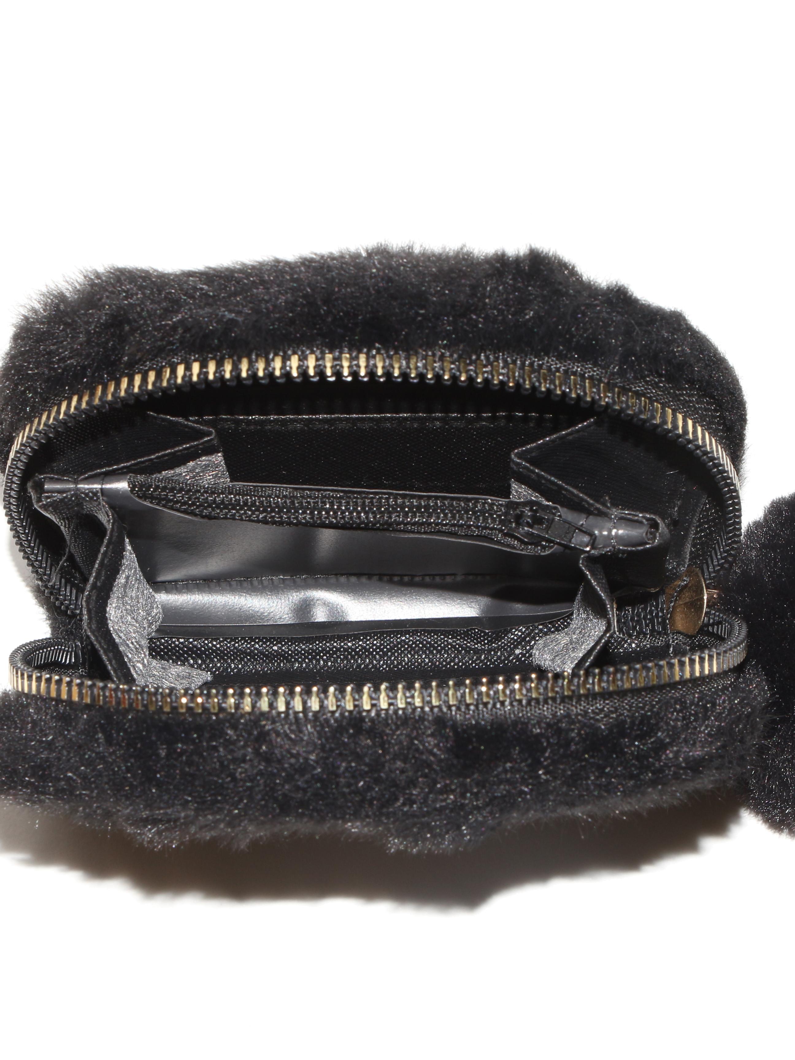 this beautiful hand coin purse comes - 17885414 - Standard Image - 2