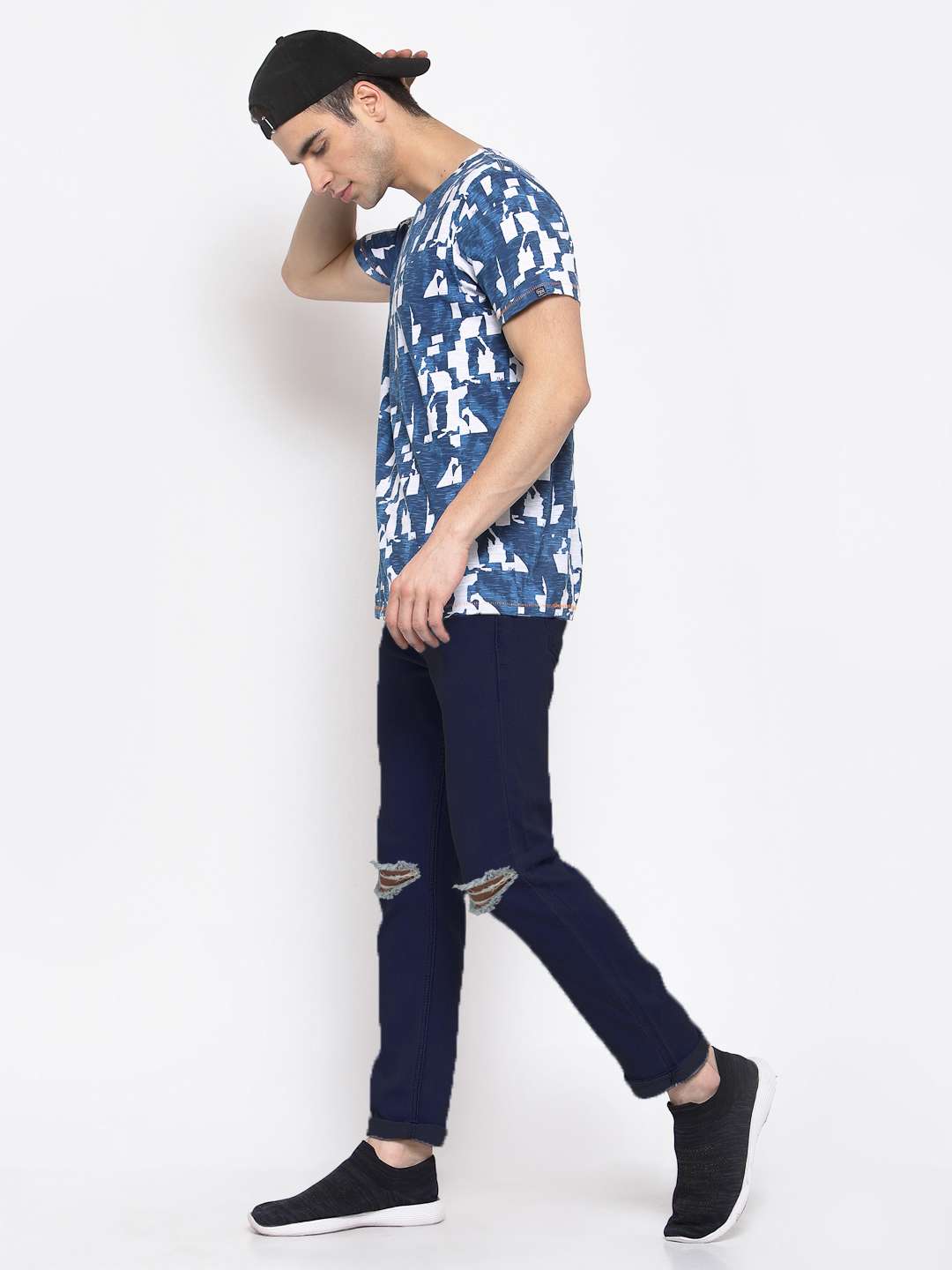 mens slim fit slash knee jeans - 17905904 -  Standard Image - 2