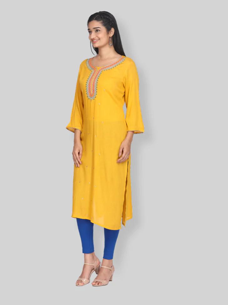 leeve length three-fourth sleeves pattern printed - 17908037 - Standard Image - 2