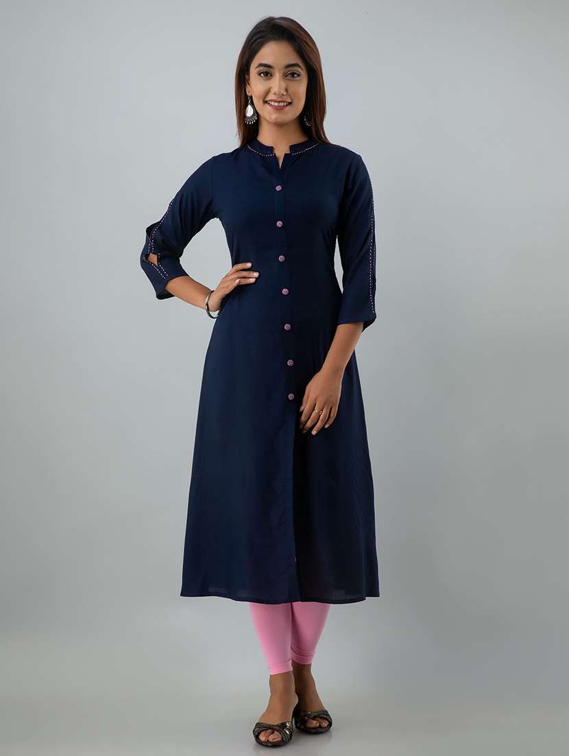 women's front slit kurta