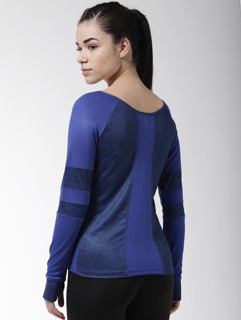 thumbhole sleeved printed tee - 17917658 - Standard Image - 2