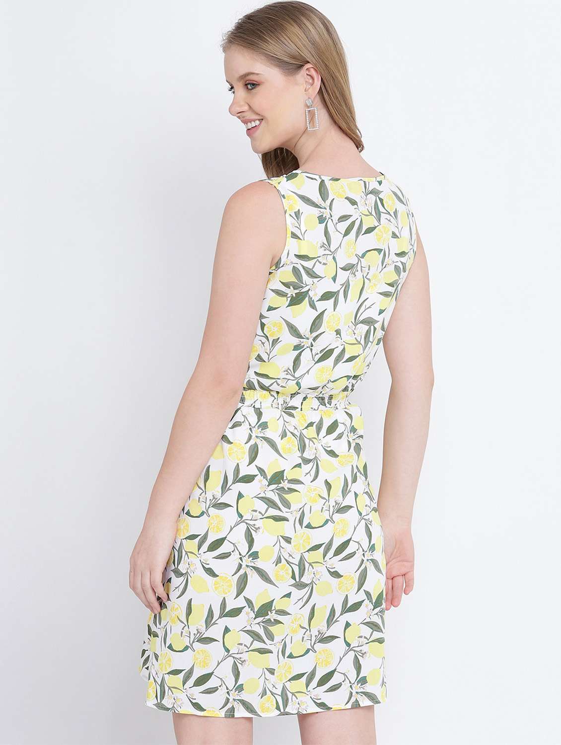 women's  floral dress - 17923608 -  Standard Image - 2