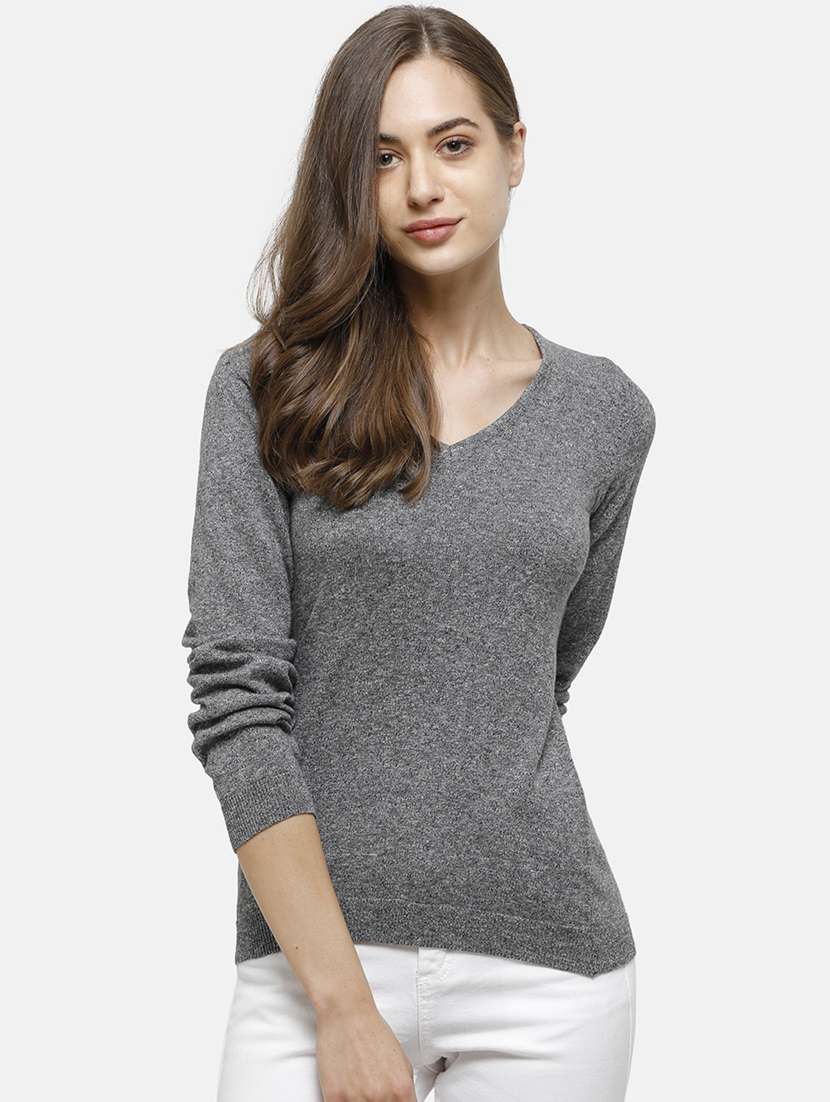 v-neck solid  pullover