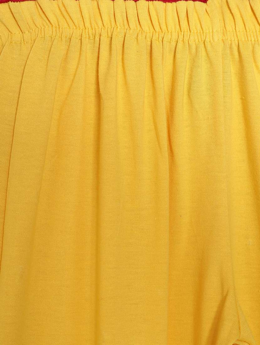 yellow printed sportswear - 17930026 -  Standard Image - 2