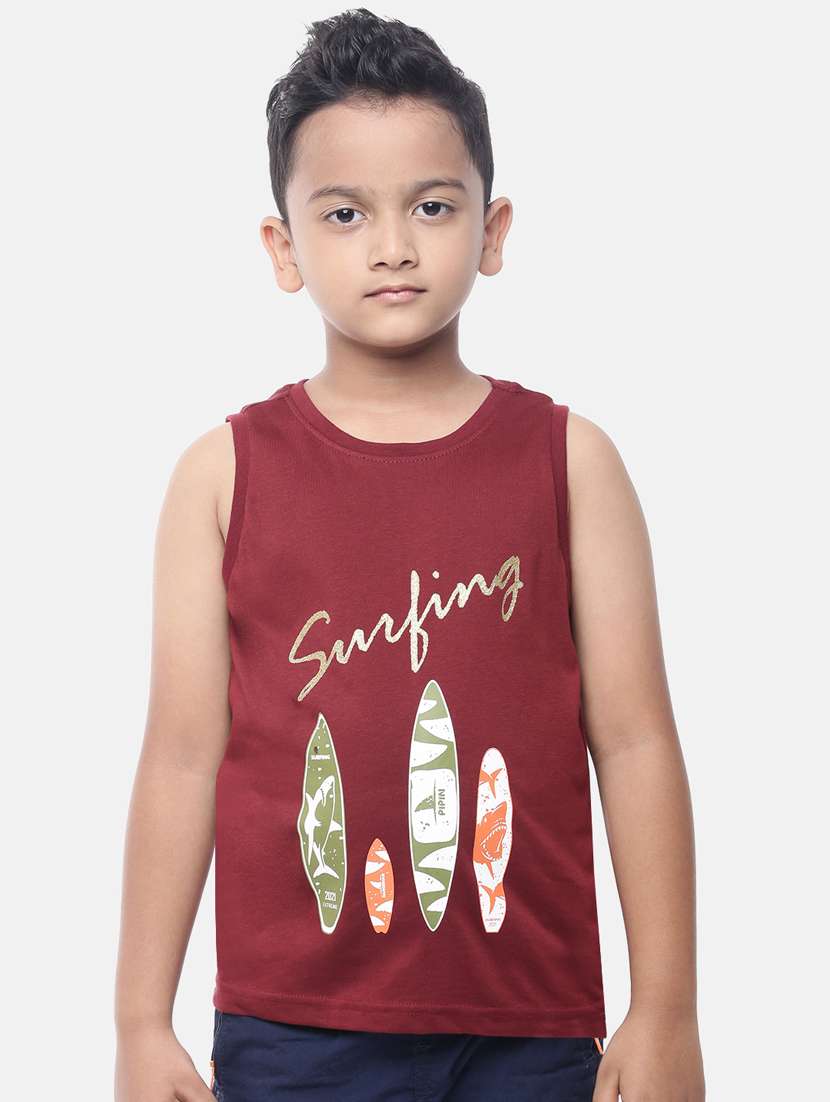 round neck graphic t-shirt