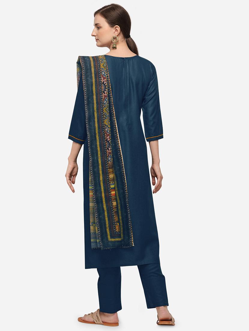 embroidered suit set - 17963576 - Standard Image - 2