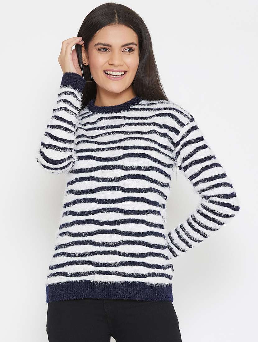round neck animal  pullover