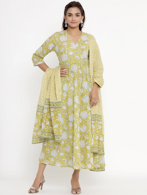 floral print kurta dupatta set - 17987871 - Standard Image - 0
