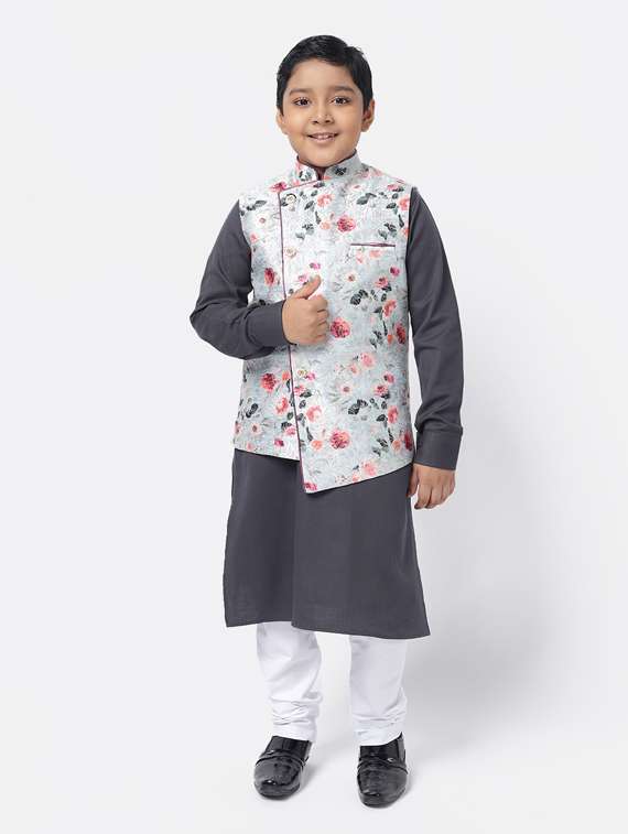 solid kurta set 