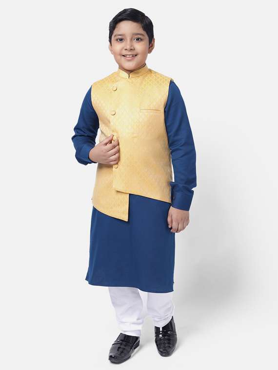 solid kurta set 