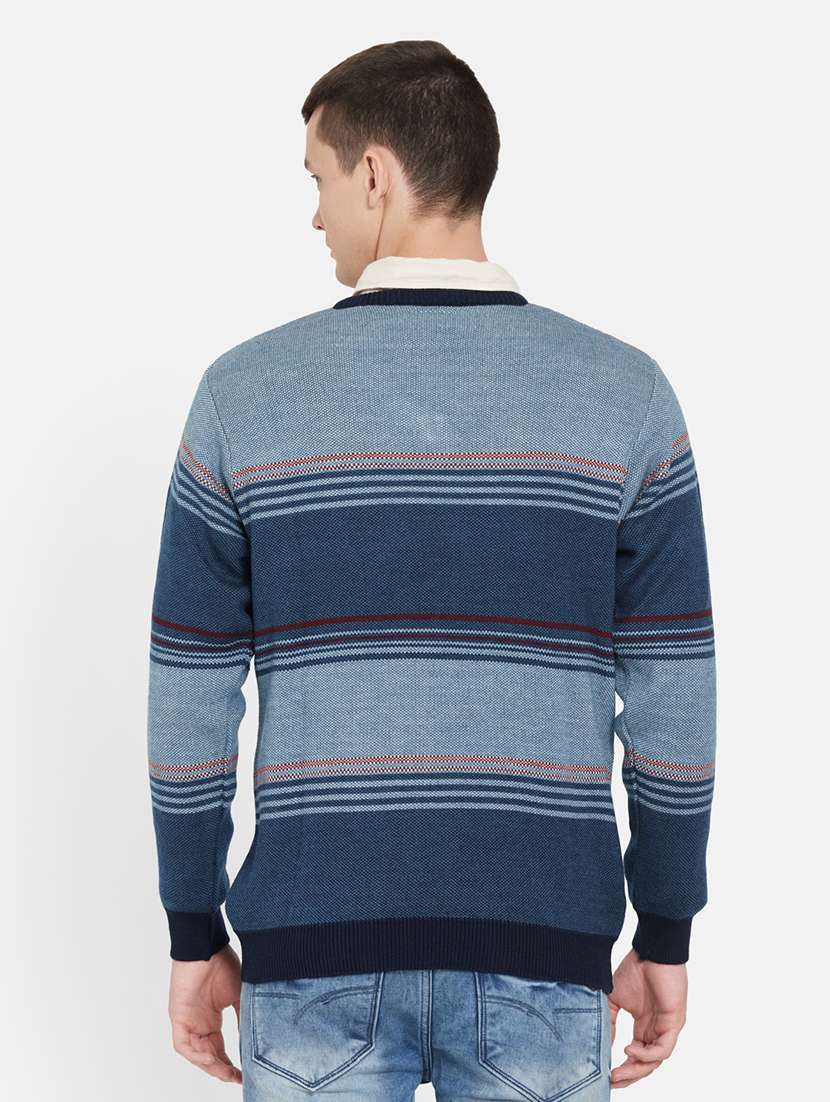 navy blue striped pullover - 17997299 -  Standard Image - 2