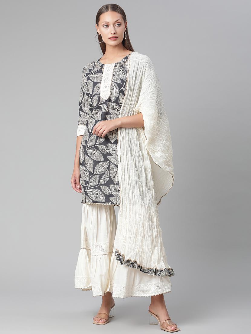 women black kurta sharara set with dupatta - 17997475 - Zoom Image - 0
