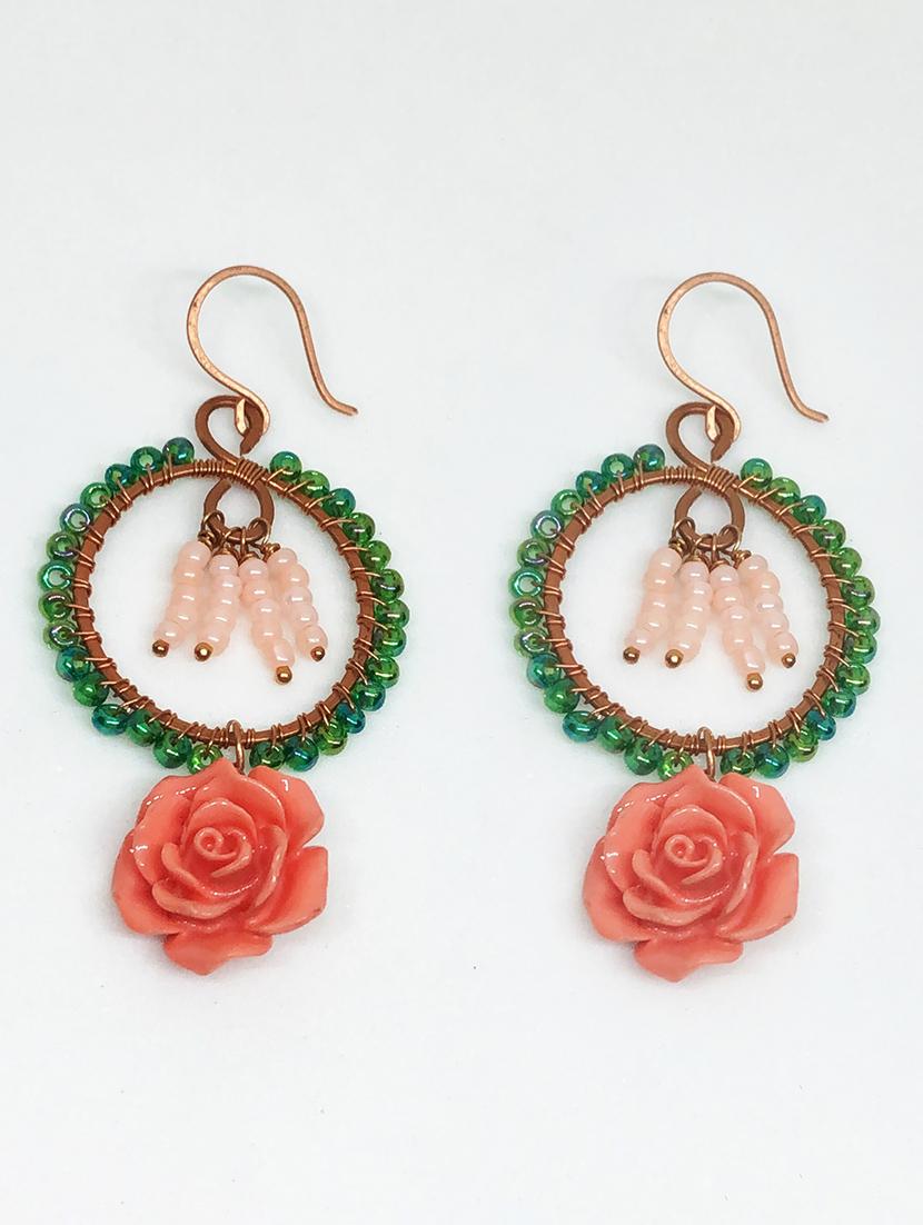green bead hoop earring - 18010975 -  Zoom Image - 0