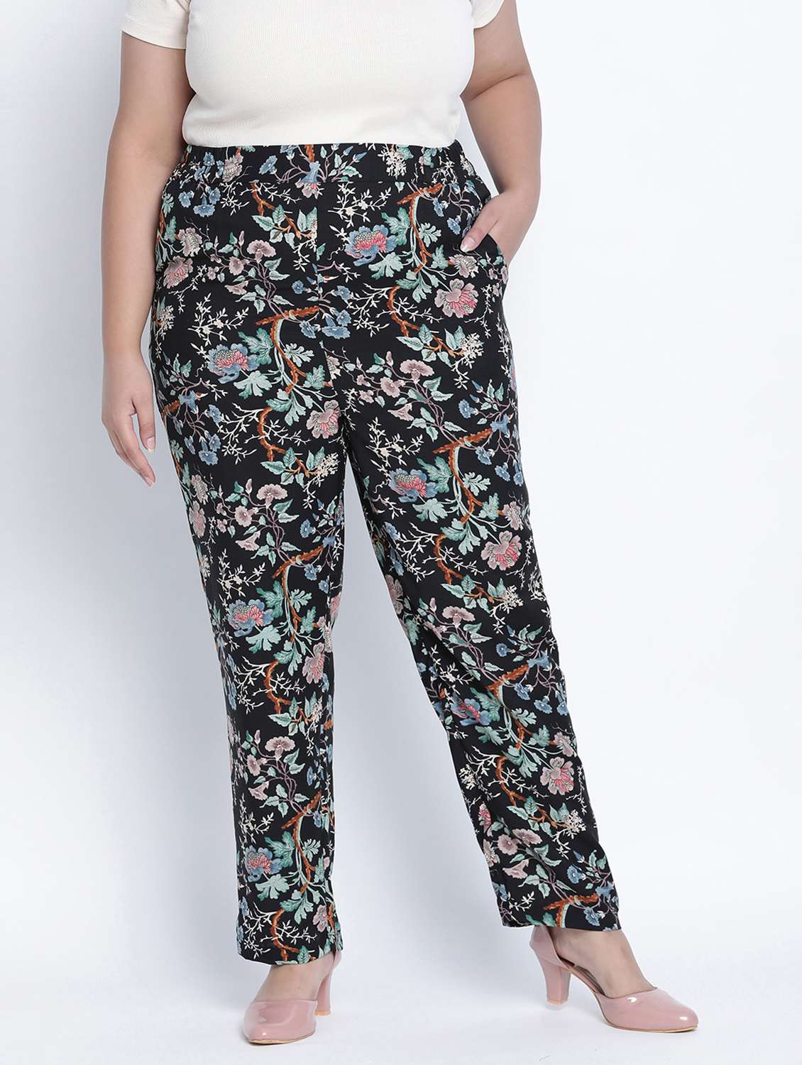 black floral printed plus size trouser