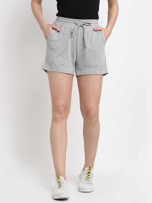 mid rise solid short - 18013882 - Standard Image - 0