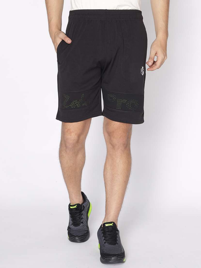 black solid short