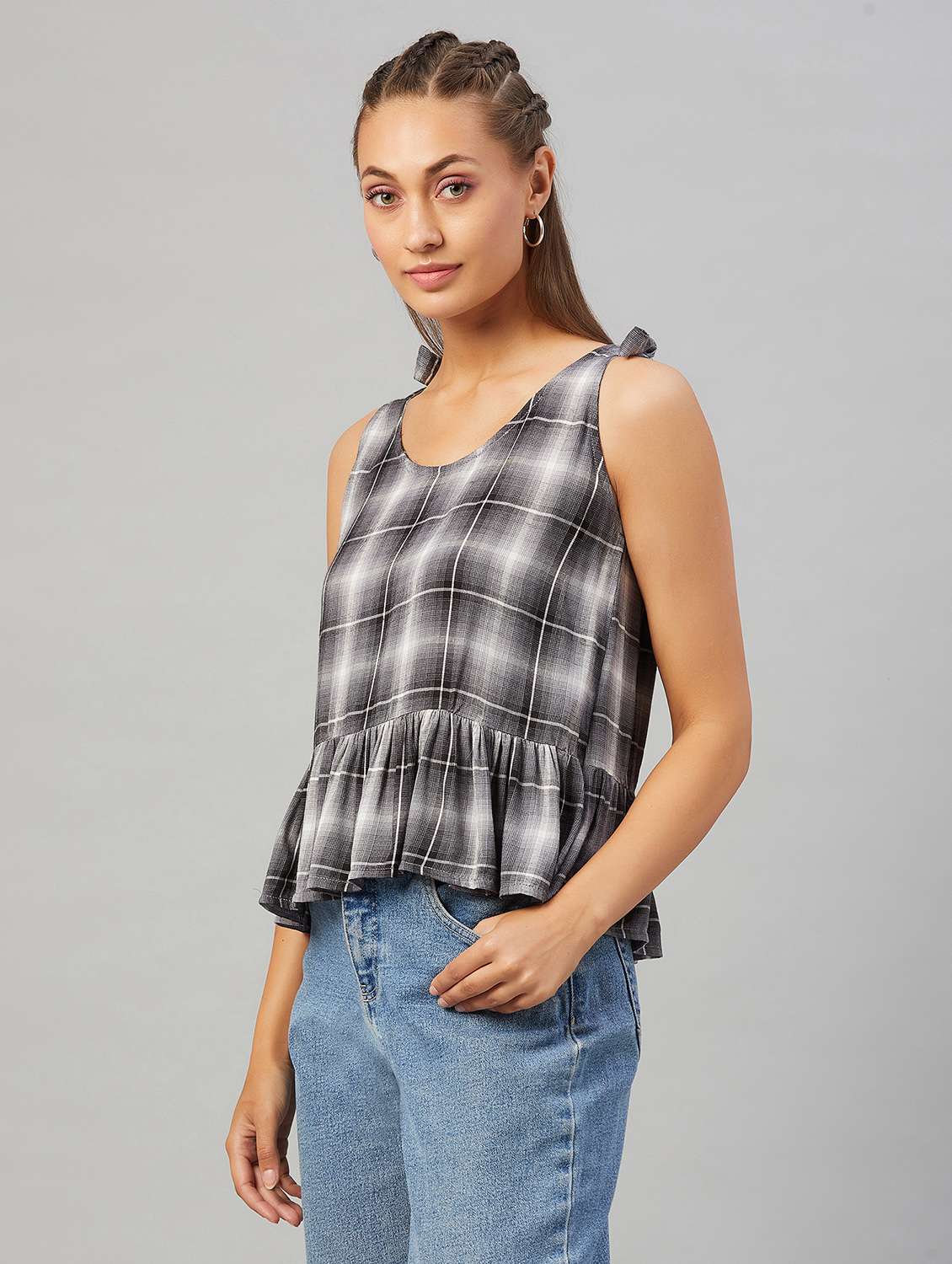 women's tiered round neck top - 18021289 - Zoom Image - 0