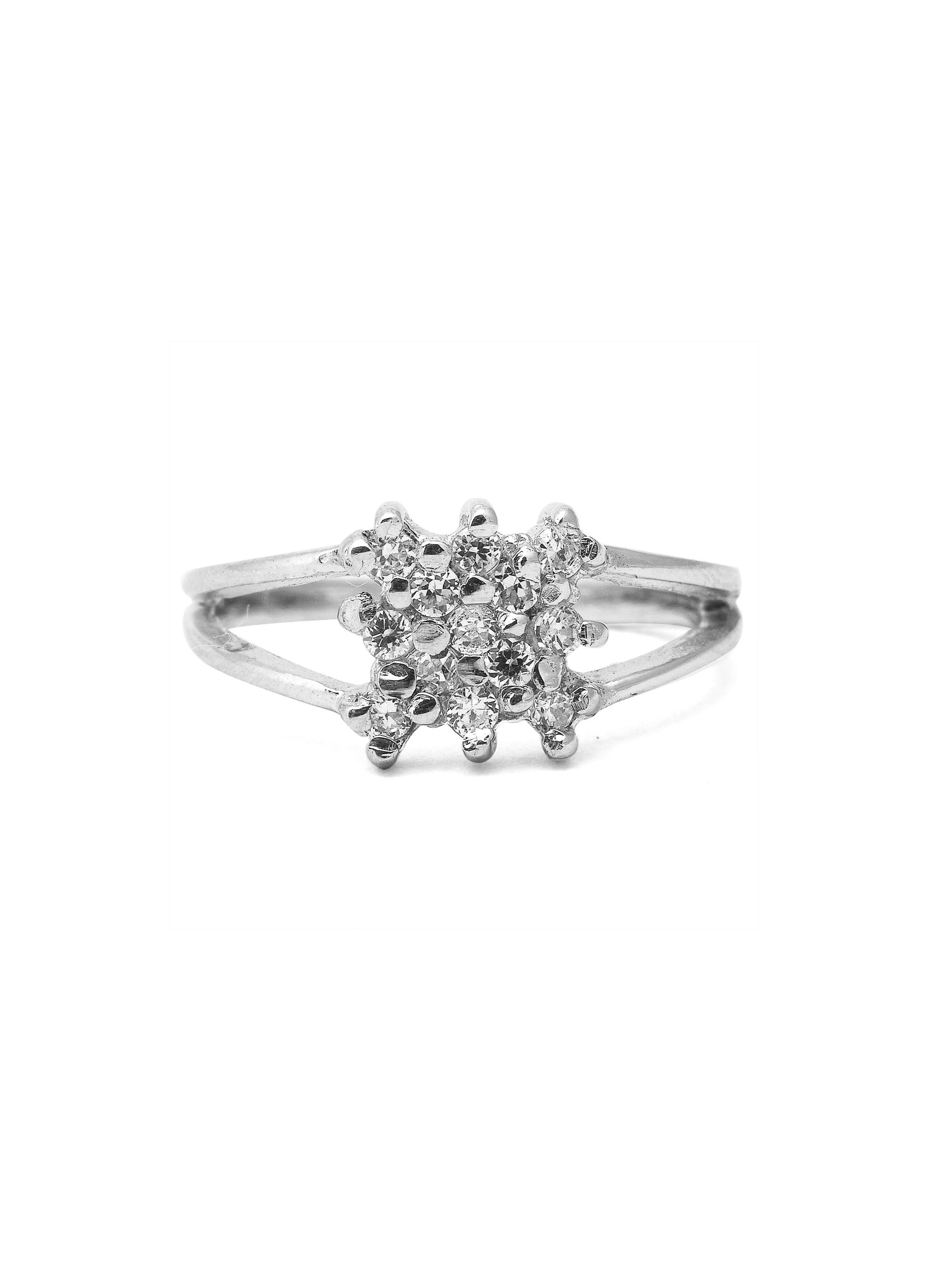 feel esteemed by adoring this magnificent - 18038042 - Standard Image - 2