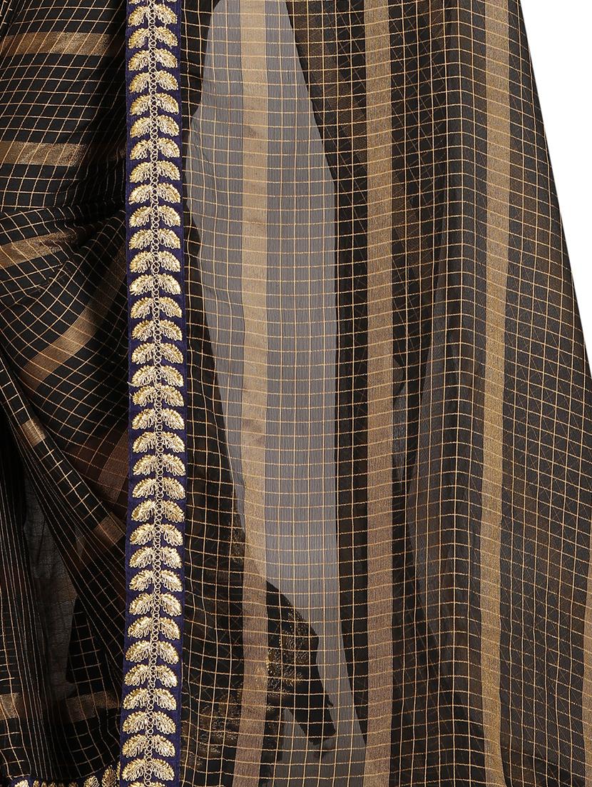 check printed saree with blouse - 18039916 - Standard Image - 2