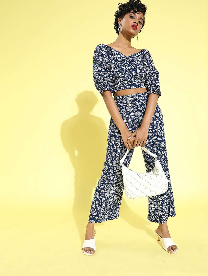 sweetheart neck floral top with trouser set