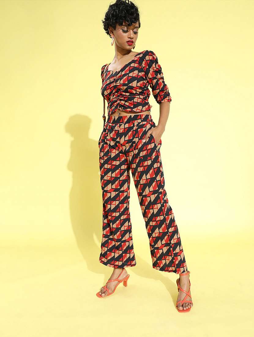 sweetheart neck crop trouser set - 18041422 -  Zoom Image - 0