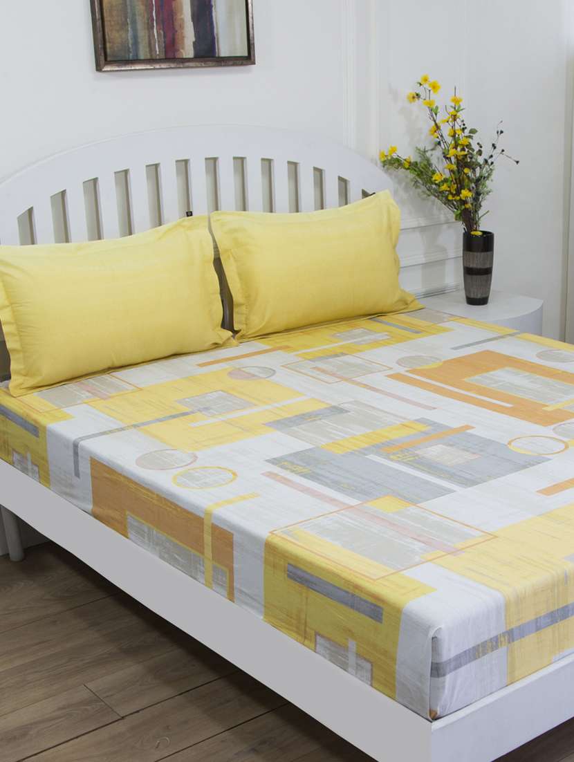 gm geometric 144 tc 100% cotton digital print orange & purple double bedsheet with 2 pillow covers