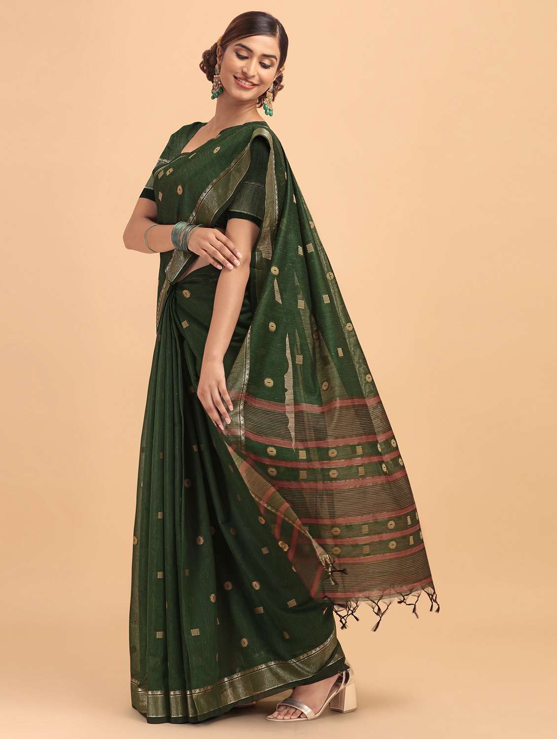 self design handloom saree with blouse