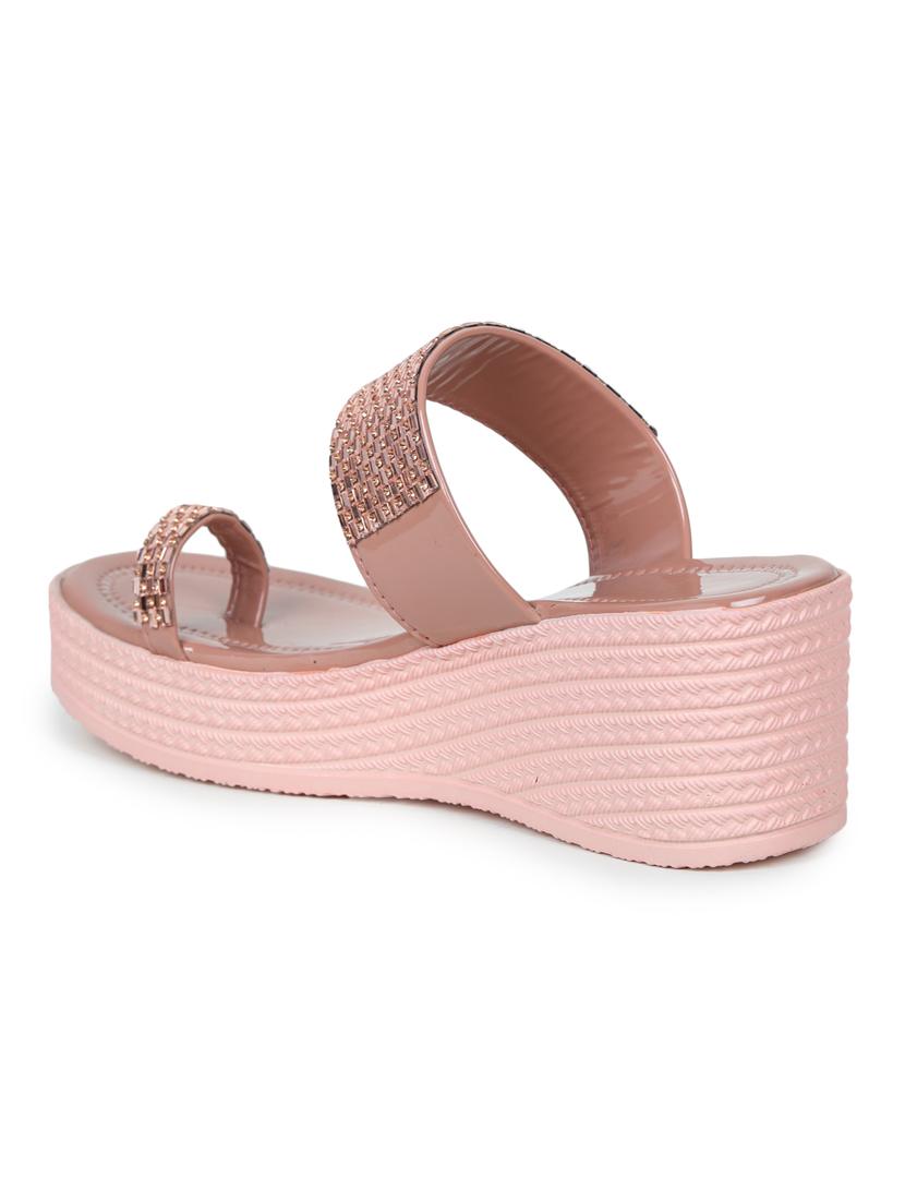 xwomen's trendy wedges sandal - 18111279 - Standard Image - 2