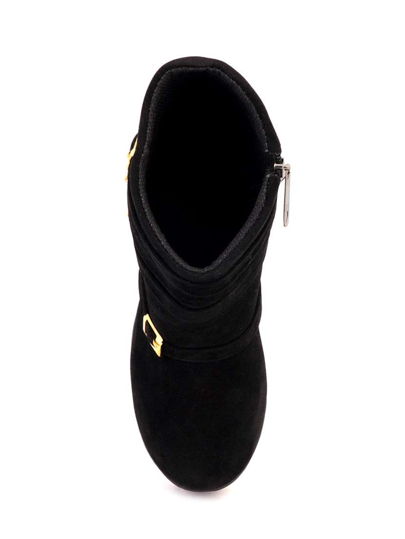 black suede boots - 18111504 -  Standard Image - 2