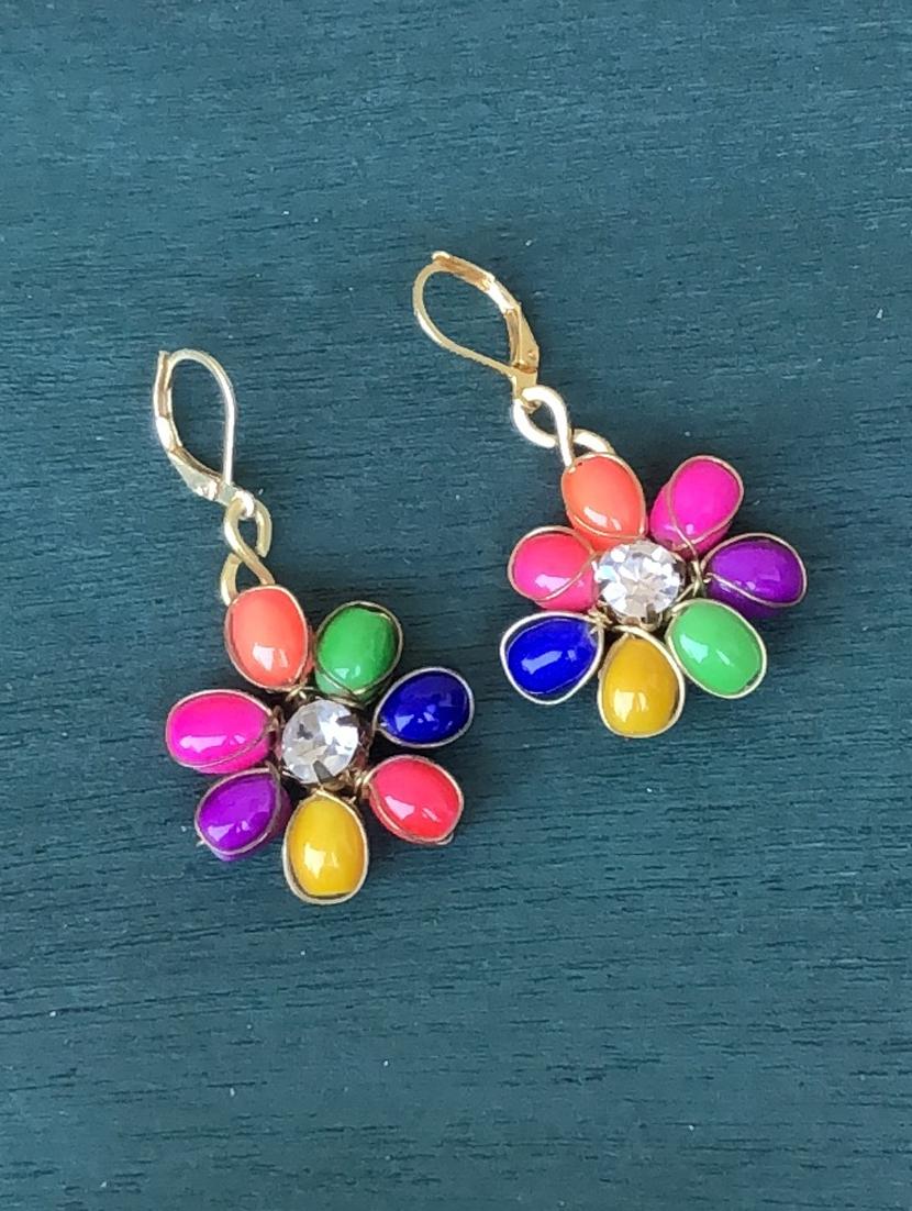 gold glass studs earrings