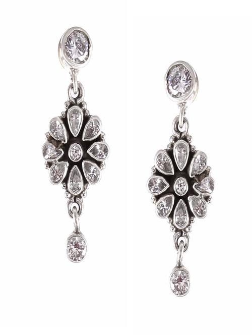 white silver studs earring - 18137976 - Standard Image - 0