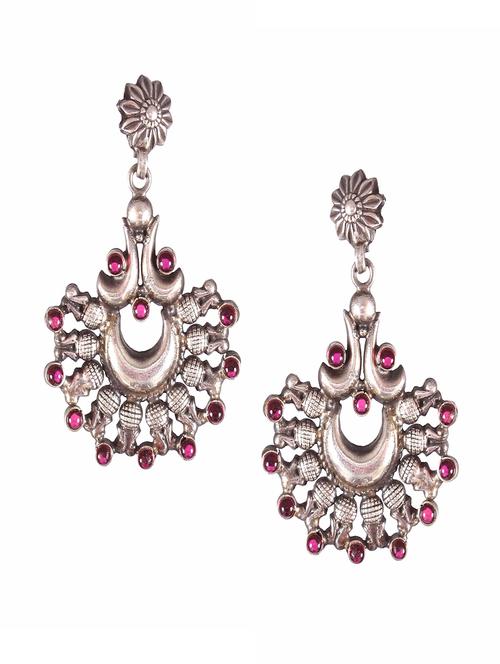 handcrafted embellished earring - 18137980 -  Standard Image - 0