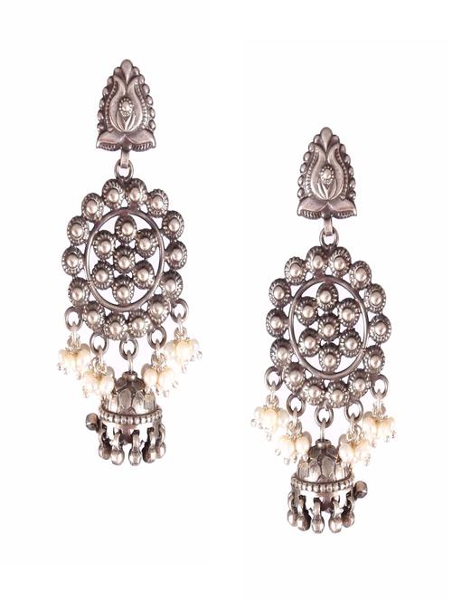 handcrafted embellished earring - 18137990 - Standard Image - 0