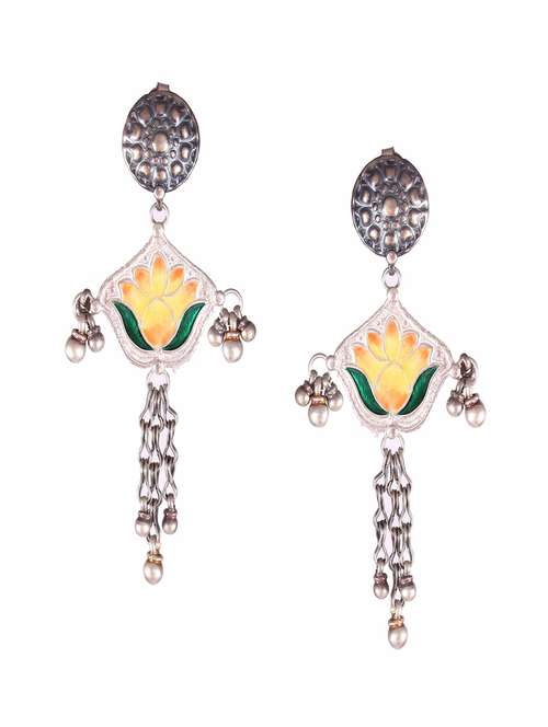 handcrafted embellished earring - 18137998 - Standard Image - 0