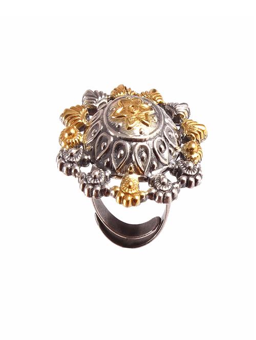gold silver finger ring - 18138014 - Standard Image - 0
