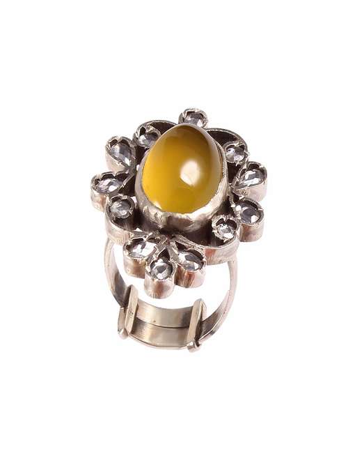yellow silver finger ring  - 18138024 -  Standard Image - 0