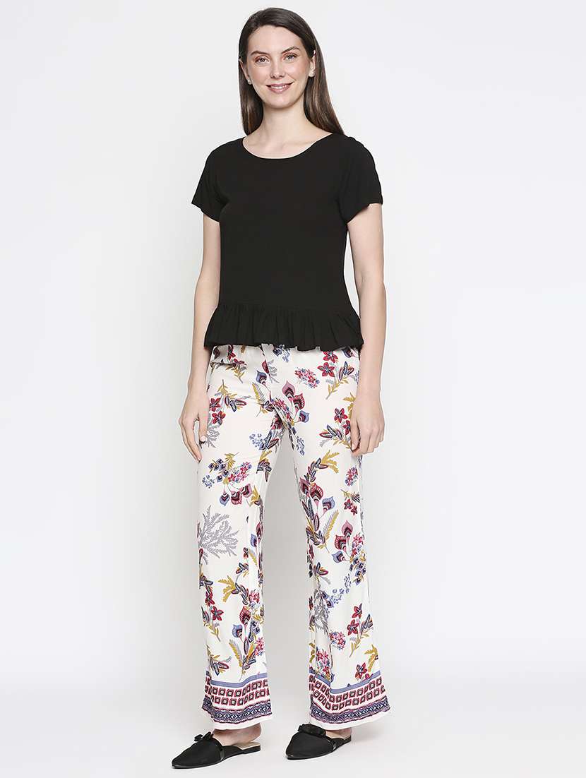 white viscose pyjama set nightwear - 18153097 -  Standard Image - 2