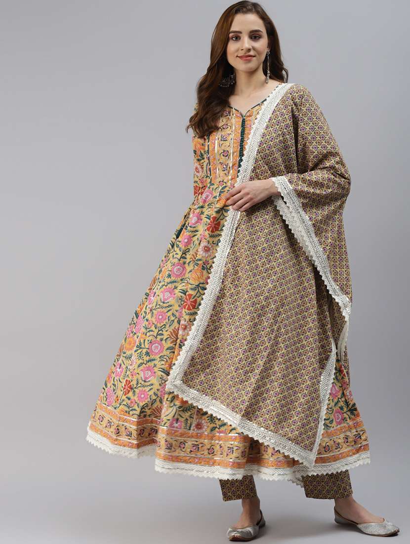 women three quarter sleeve kurta pant with dupatta set