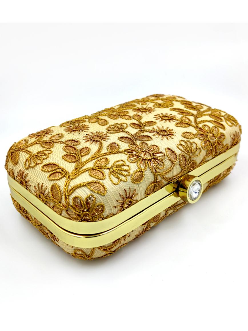 silk material hand work ethnic traditional  - 18189015 -  Zoom Image - 0