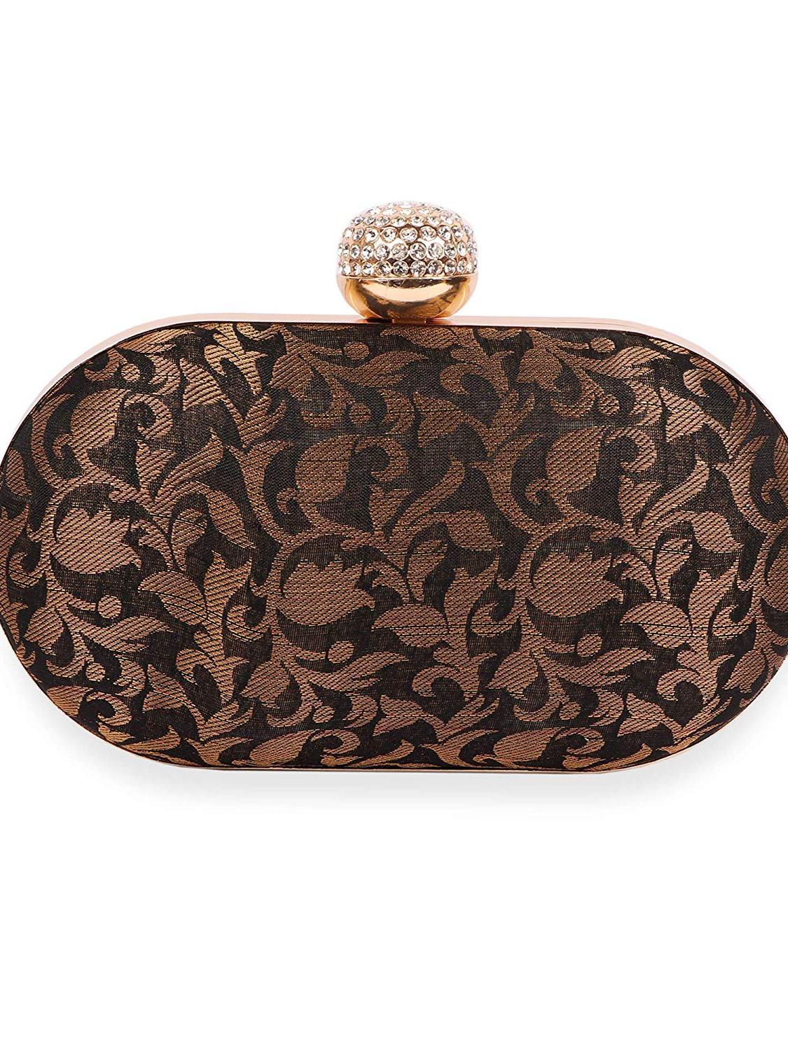 this is the perfect clutch to  - 18189048 -  Zoom Image - 0