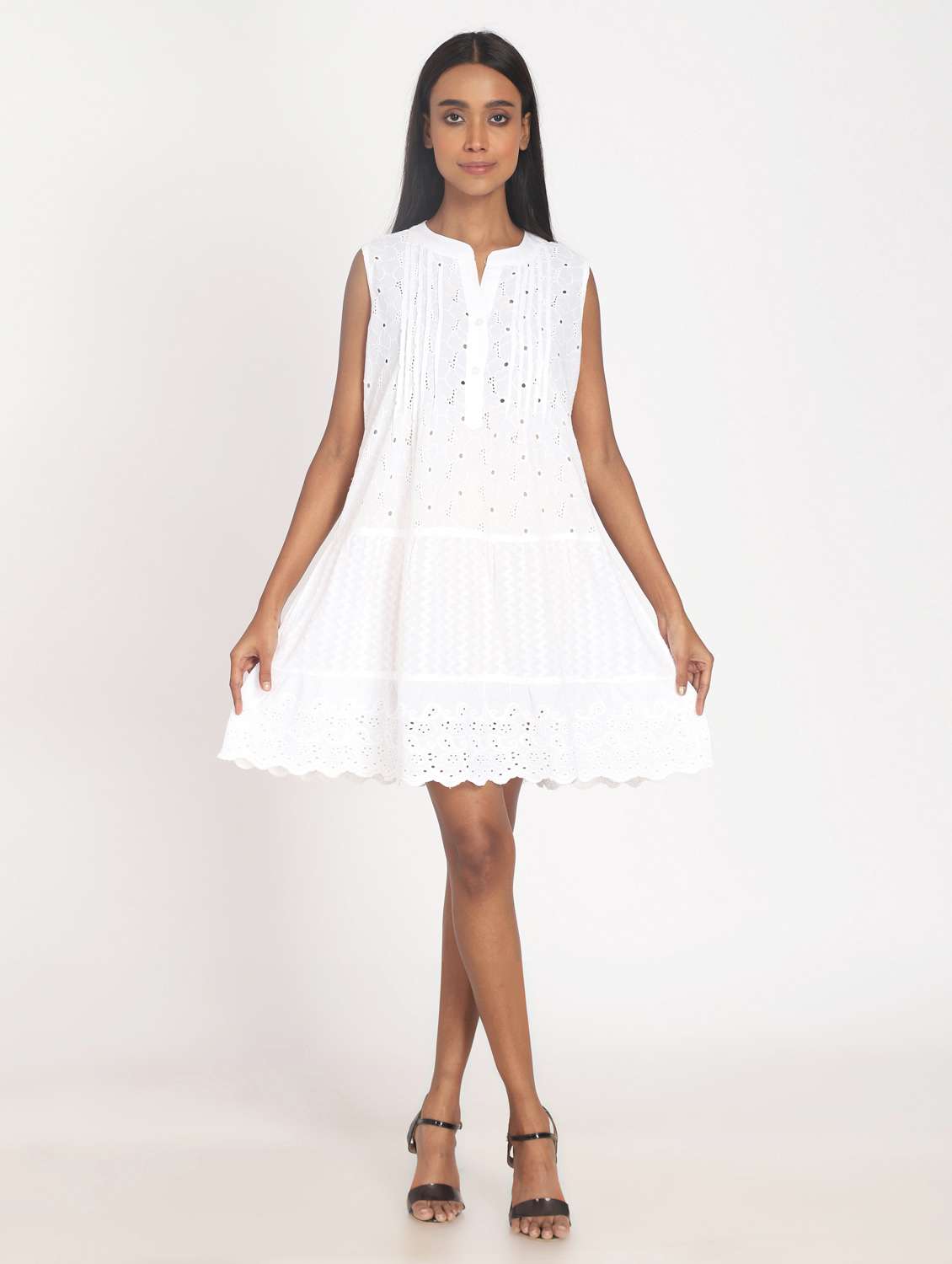 white solid tunic - 18197942 - Zoom Image - 0