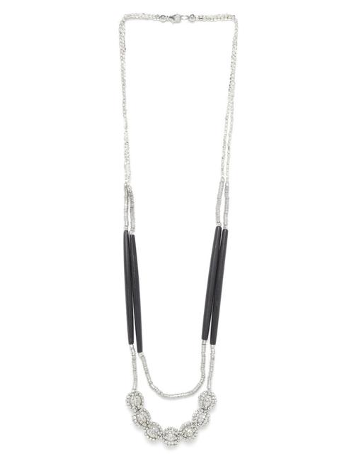 silver metal necklace - 18199027 -  Standard Image - 0
