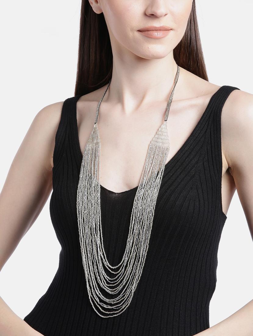 silver metal necklace - 18199093 - Standard Image - 2