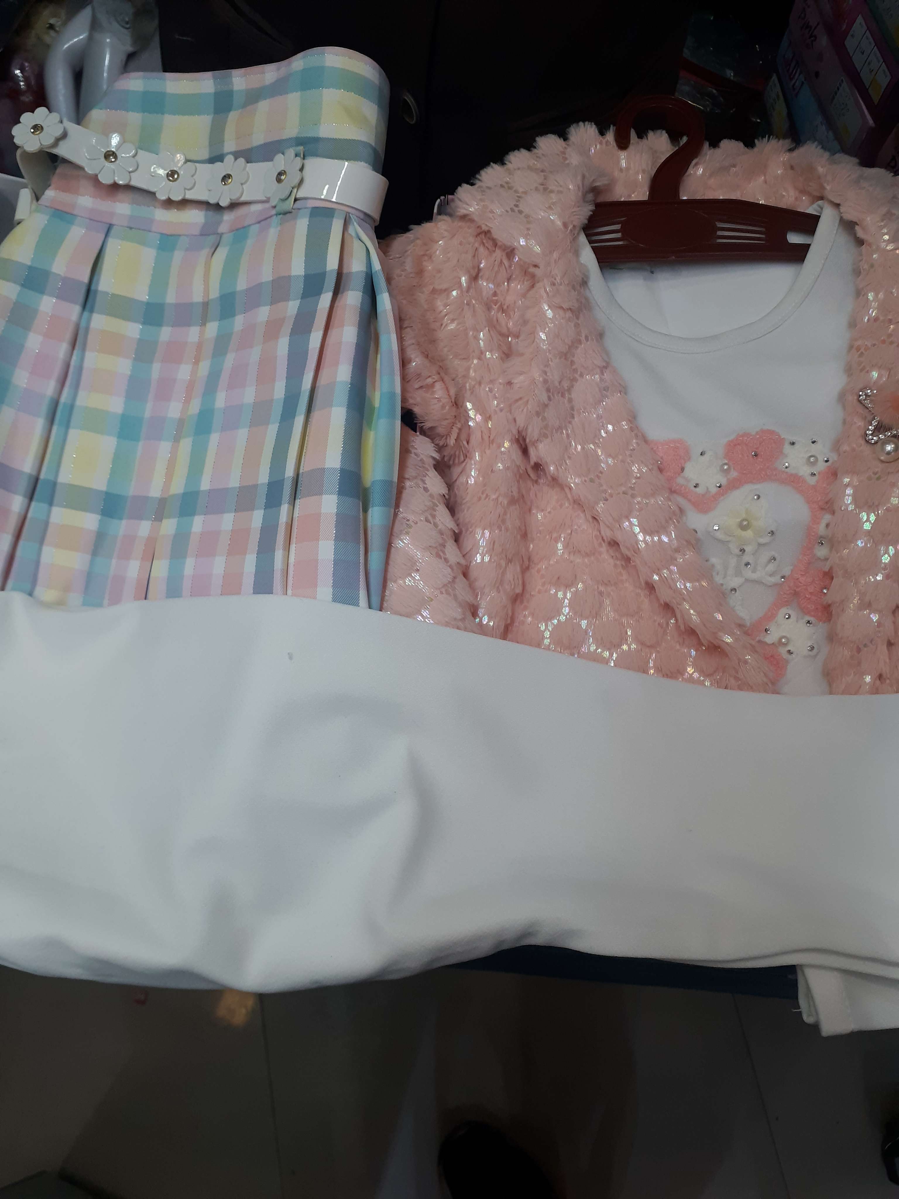 kids dress - 18208664 - Standard Image - 2