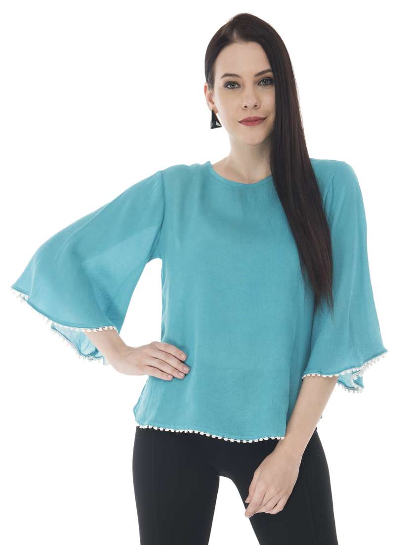 women's straight round neck top