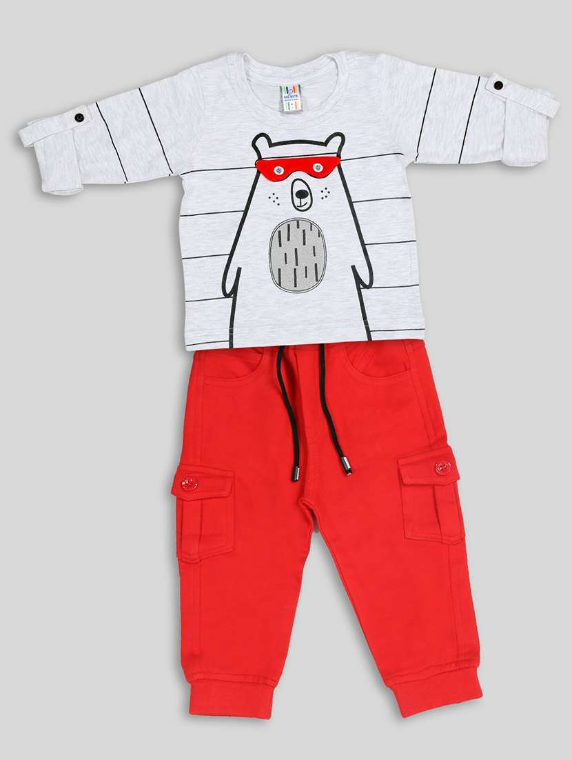 white graphic printed cargo set