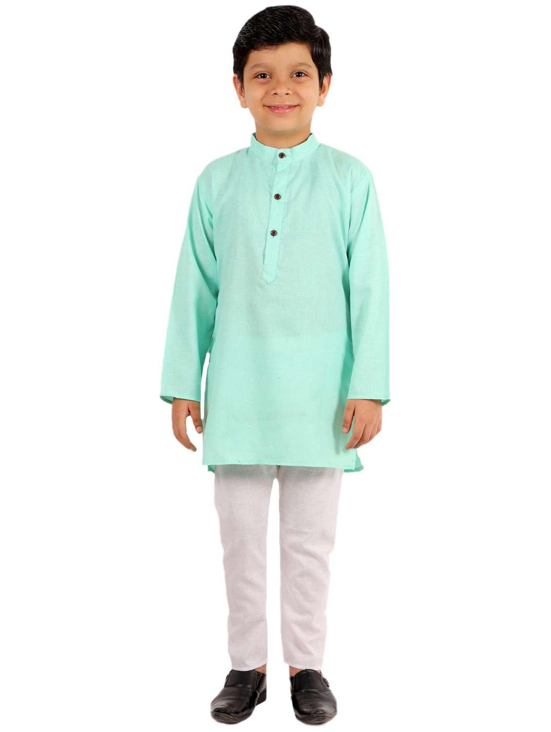 green solid kurta set