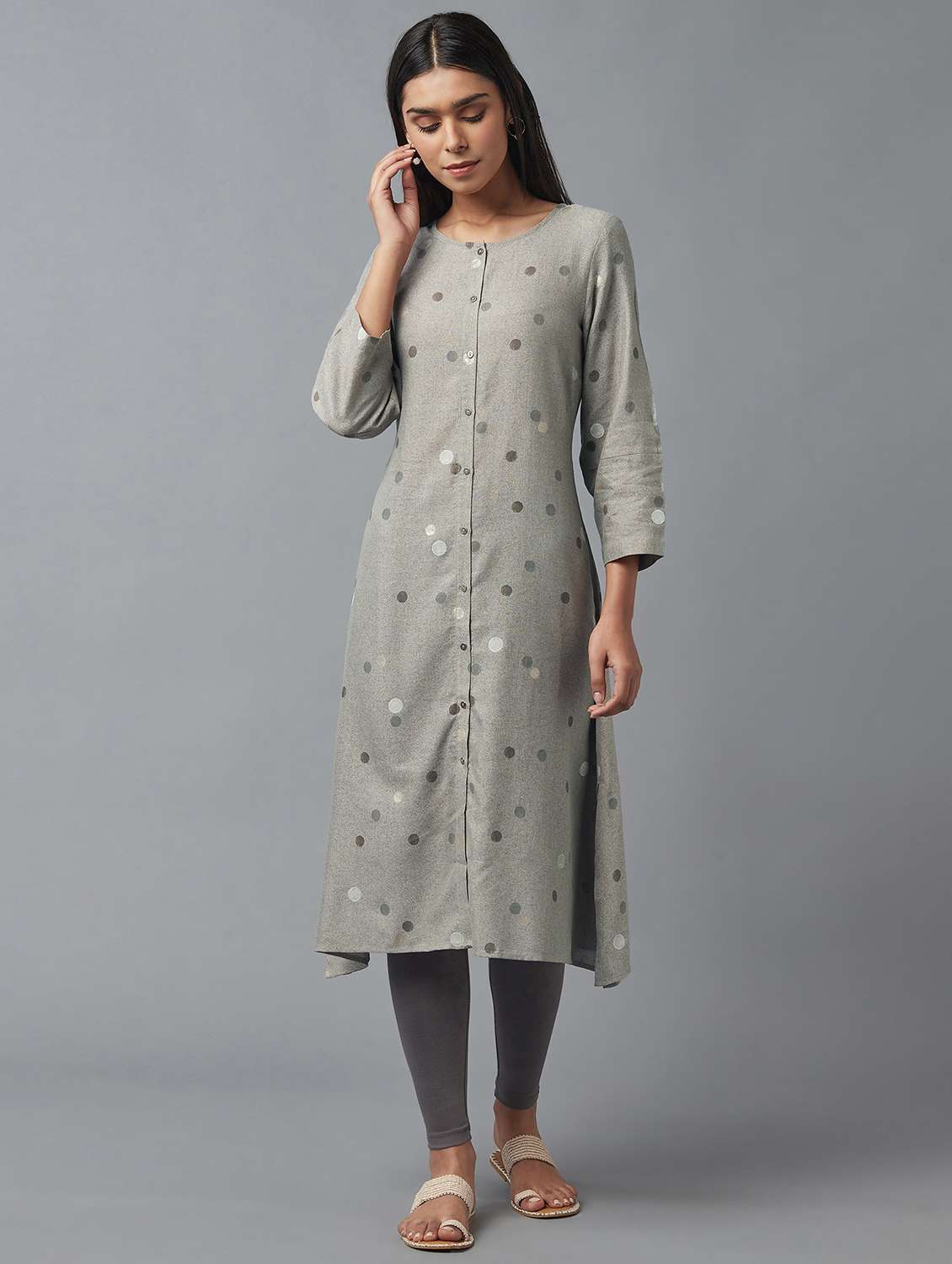 women's front slit kurta