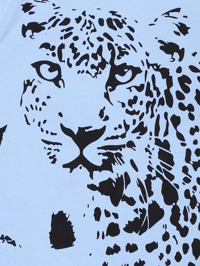 round neck graphic t-shirt - 18236567 -  Standard Image - 2