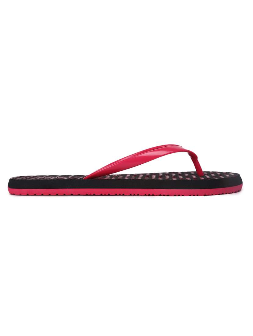 pink flip flop - 18247085 - Standard Image - 2